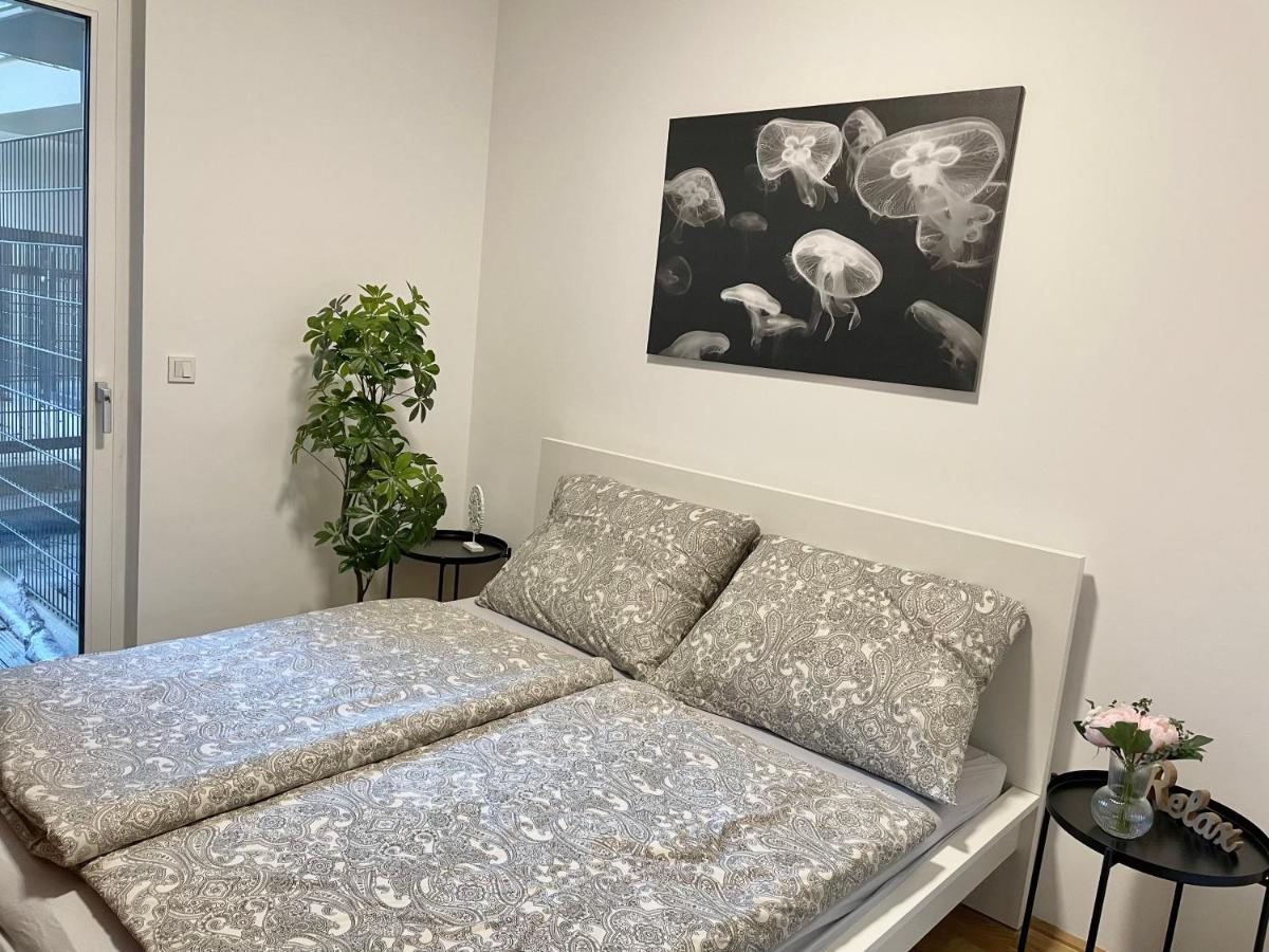 Premium Apartment With Terrace, A/C, Free Wifi And Netflix Vienna Esterno foto